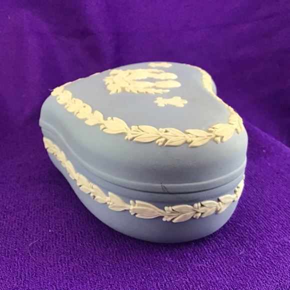 Wedgwood Jasperware Royal Wedding Trinket Box Prince Charles Lady Diana 1981 - Picture 8 of 12